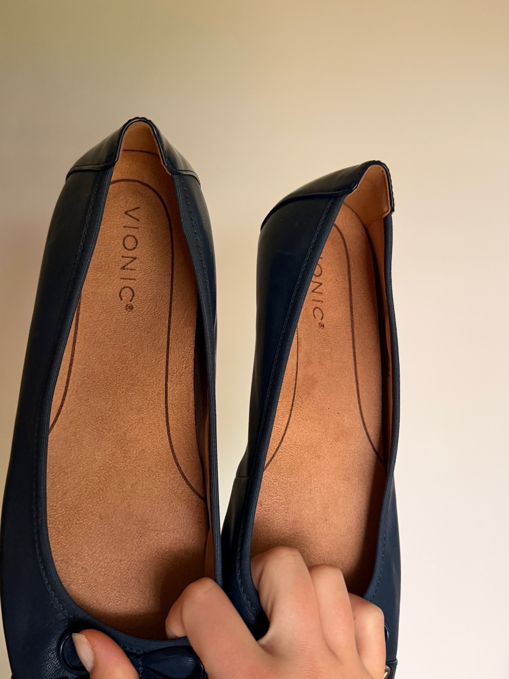 Vionic Navy Lynx Amorie Ballet Flats Never Worn Size 10 (NWOT) - Picture 2 of 4